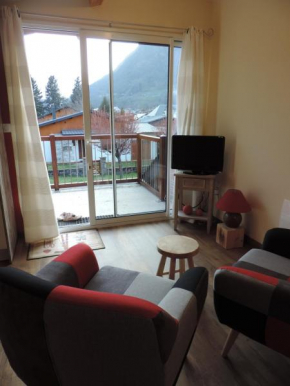 Le Nidouyé appartement 2 adultes UNIQUEMENT à Saint Lary Soulan